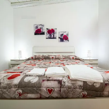 Appartement Marika Con Piscina Fontane Bianche