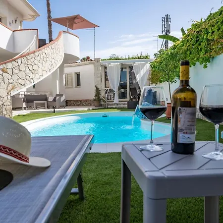 Marika Con Piscina דירה פונטנה ביאנקה