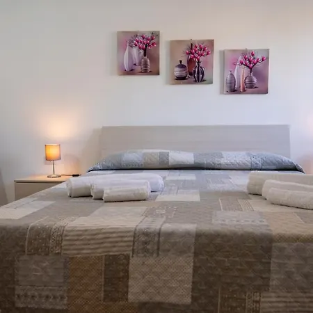 דירה Marika Con Piscina