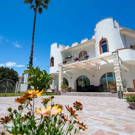 Marika Con Piscina דירה פונטנה ביאנקה